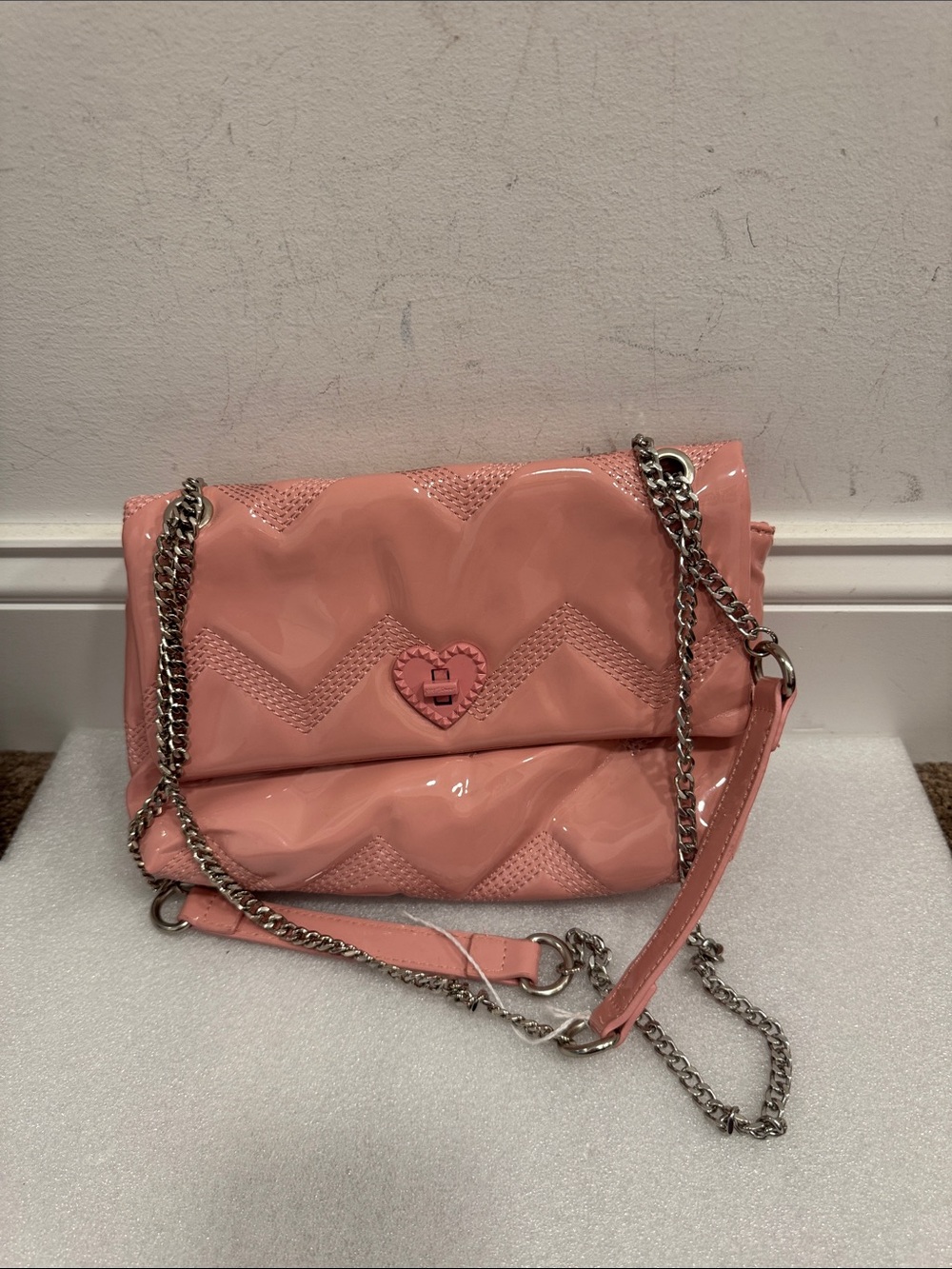 Betsey Johnson pink heart quilted chevron style crossbody bag purse